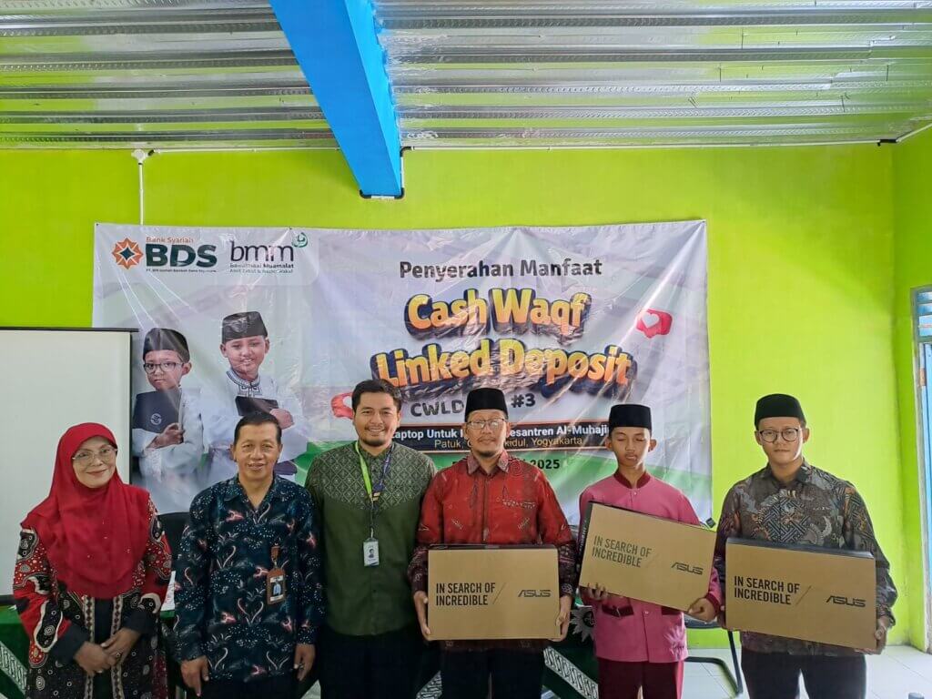 CWLD – Penyerahan Manfaat Cash Waqf Linked Deposit Seri 3 Bank Syariah BDS